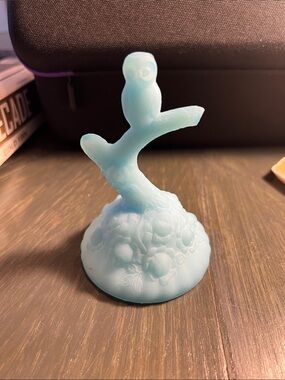Fenton Light Blue Bird Ring Holder - Women's Jewelry Accessory